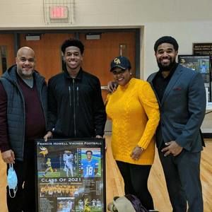 Meet your Posher, Ken